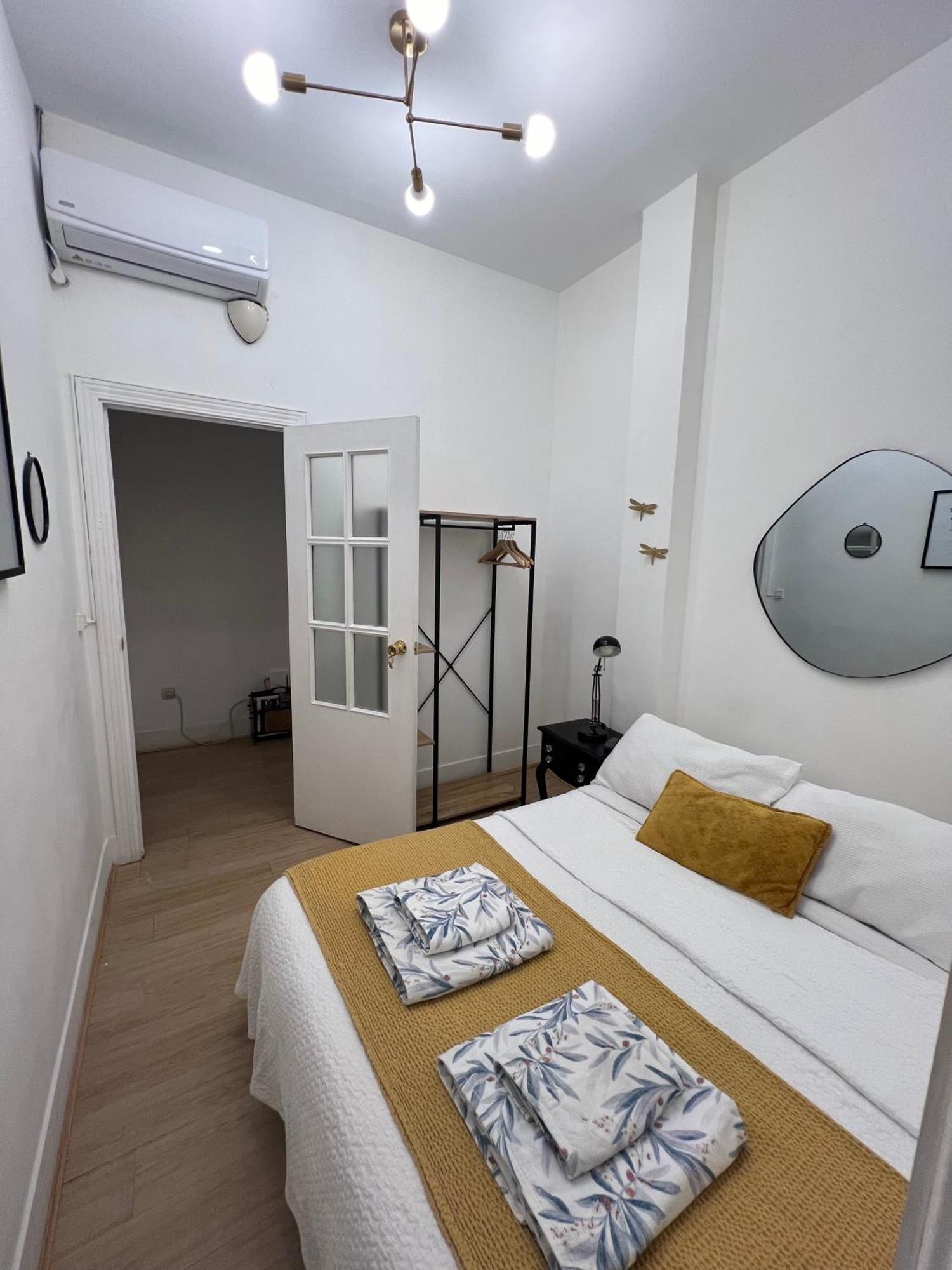 Urban Rooms Fuencarral Madrid Kültér fotó