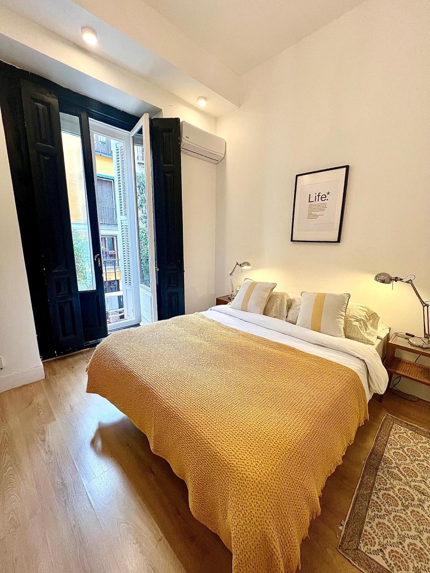 Urban Rooms Fuencarral Madrid Kültér fotó
